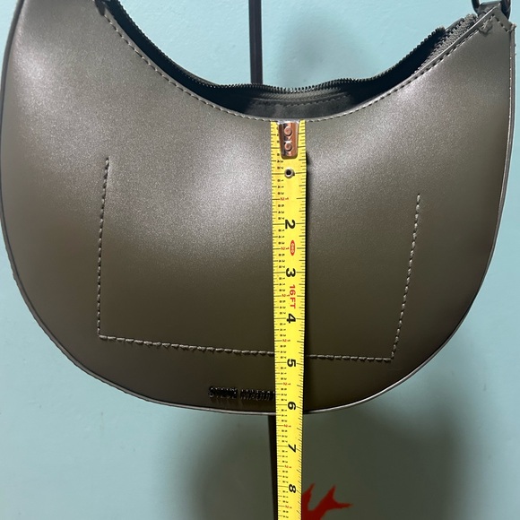 Steve Madden Shoulder Hobo - Picture 6 of 9